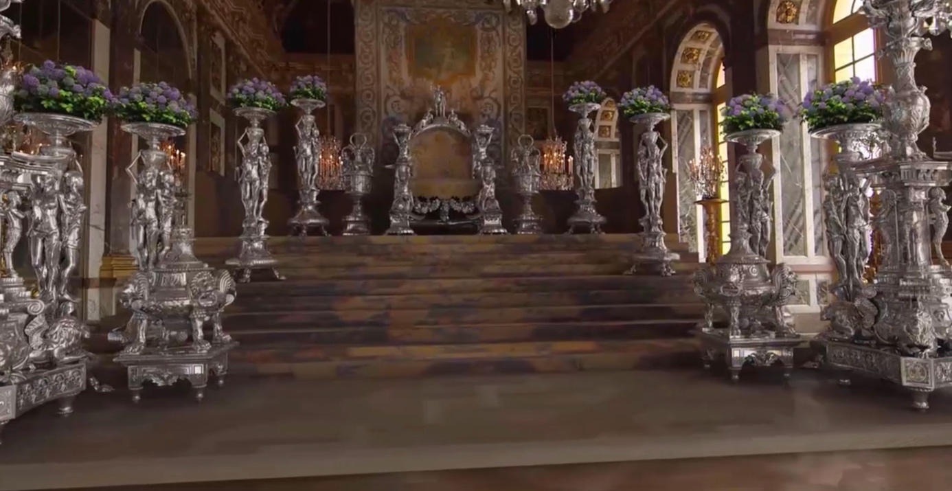 Restitution du mobilier d’argent de Louis XIV à Versailles