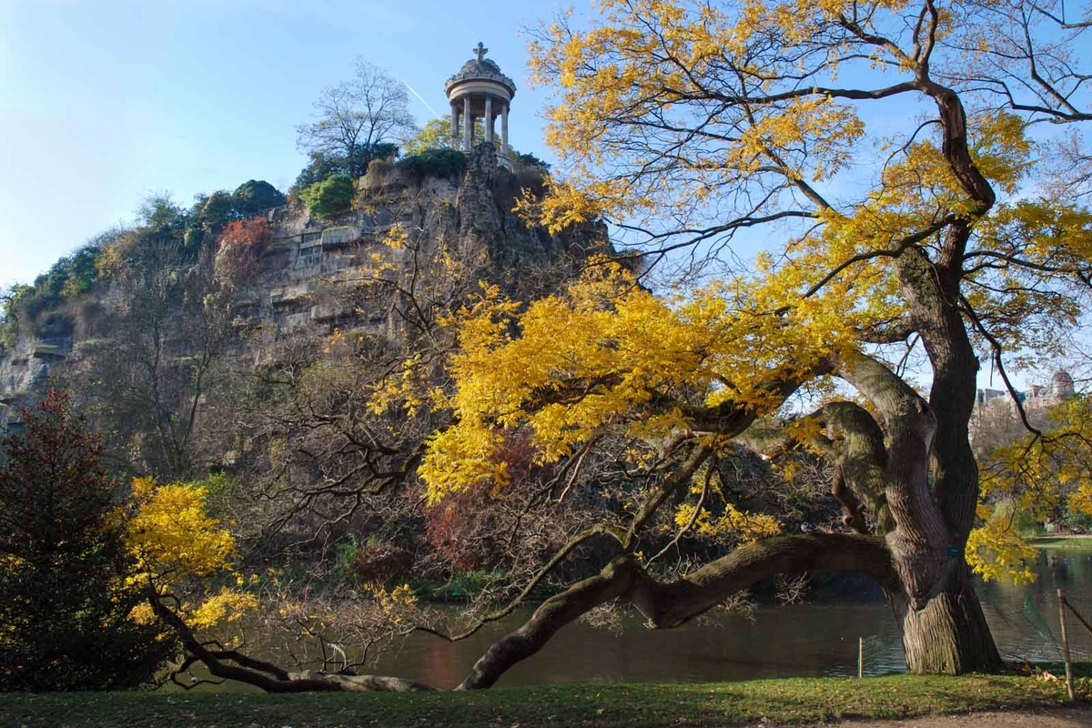 Visite guidée des Buttes-Chaumont à Paris