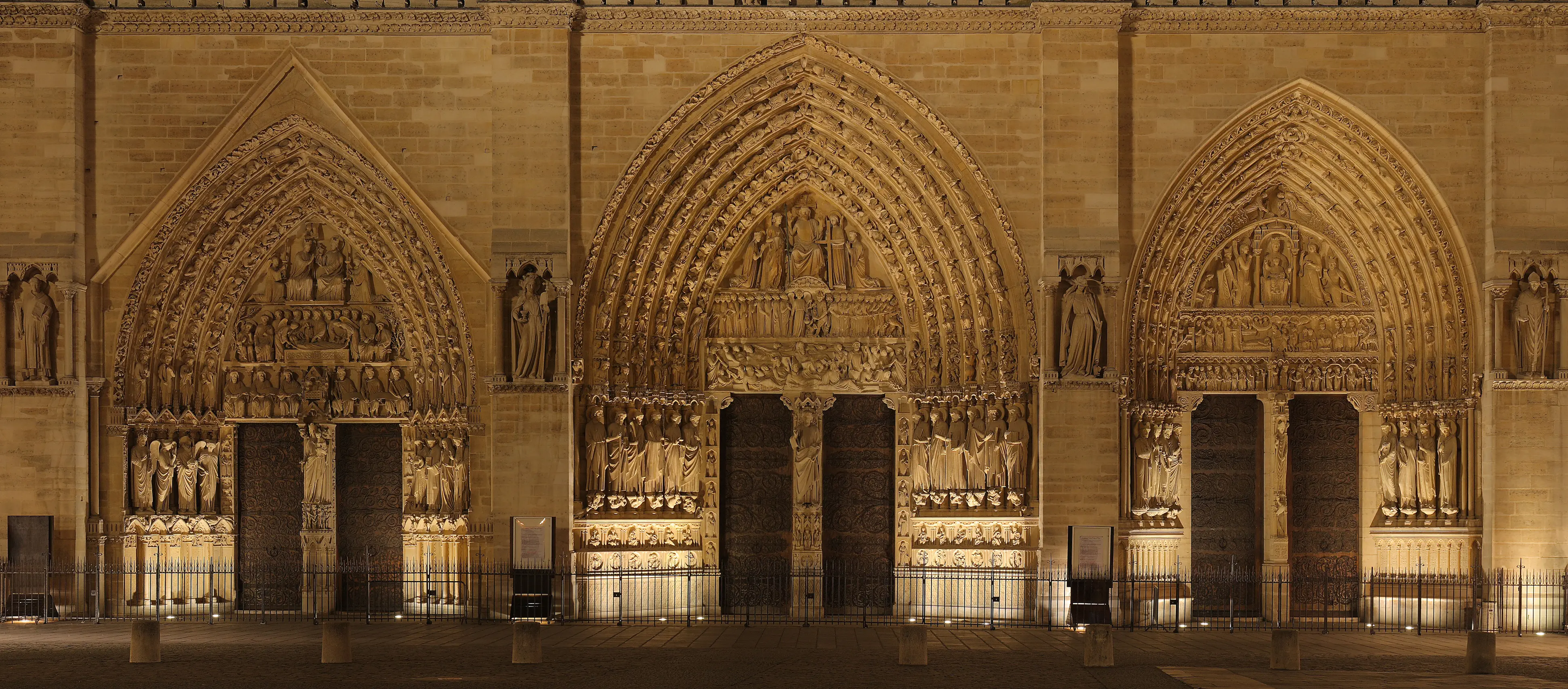 Visite guidée Notre-Dame de Paris façade intérieur Île de la Cité